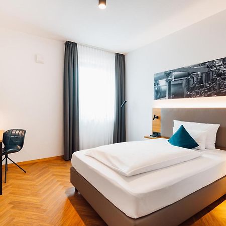 Ecome Hotel ไฮเดนไฮม์ อันแดร์ เบรนซ์ ภายนอก รูปภาพ